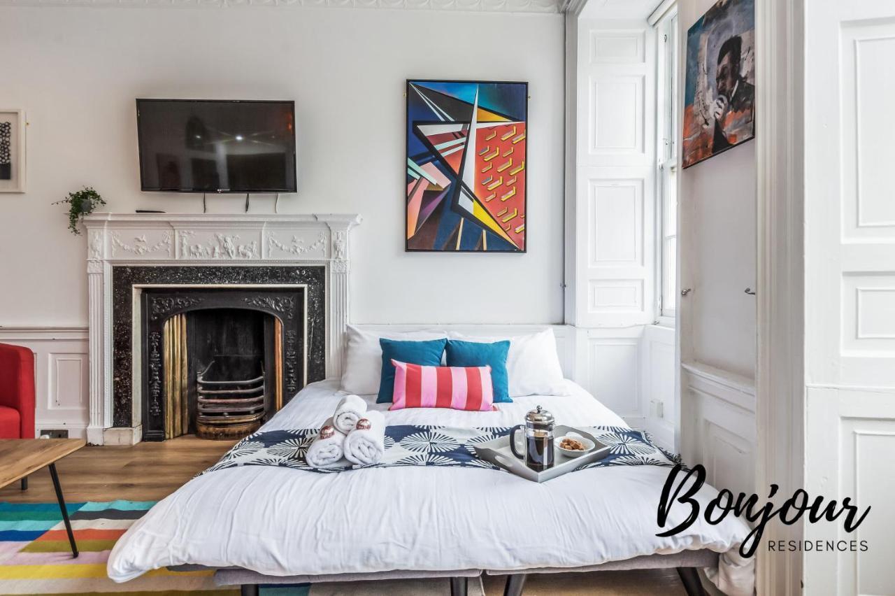 Royal Mile 4br-3ba - Views & Free Parking By Bonjour Residences * Edinburgh