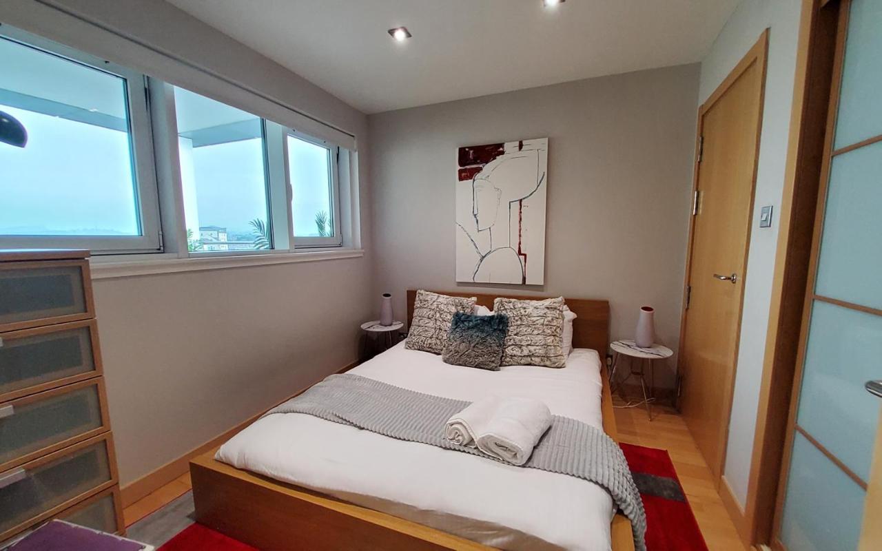 Apartment Western Harbour-luxury Seaside By Sensational Short Lets & Serviced *