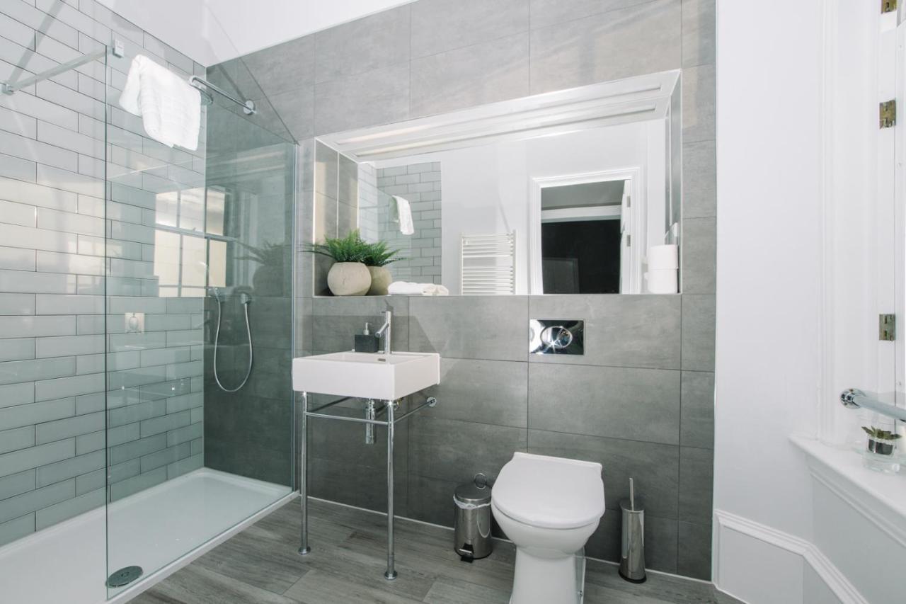 Joivy Bold And Spacious 1bed Home, Near Haymarket Train Station Apartment *