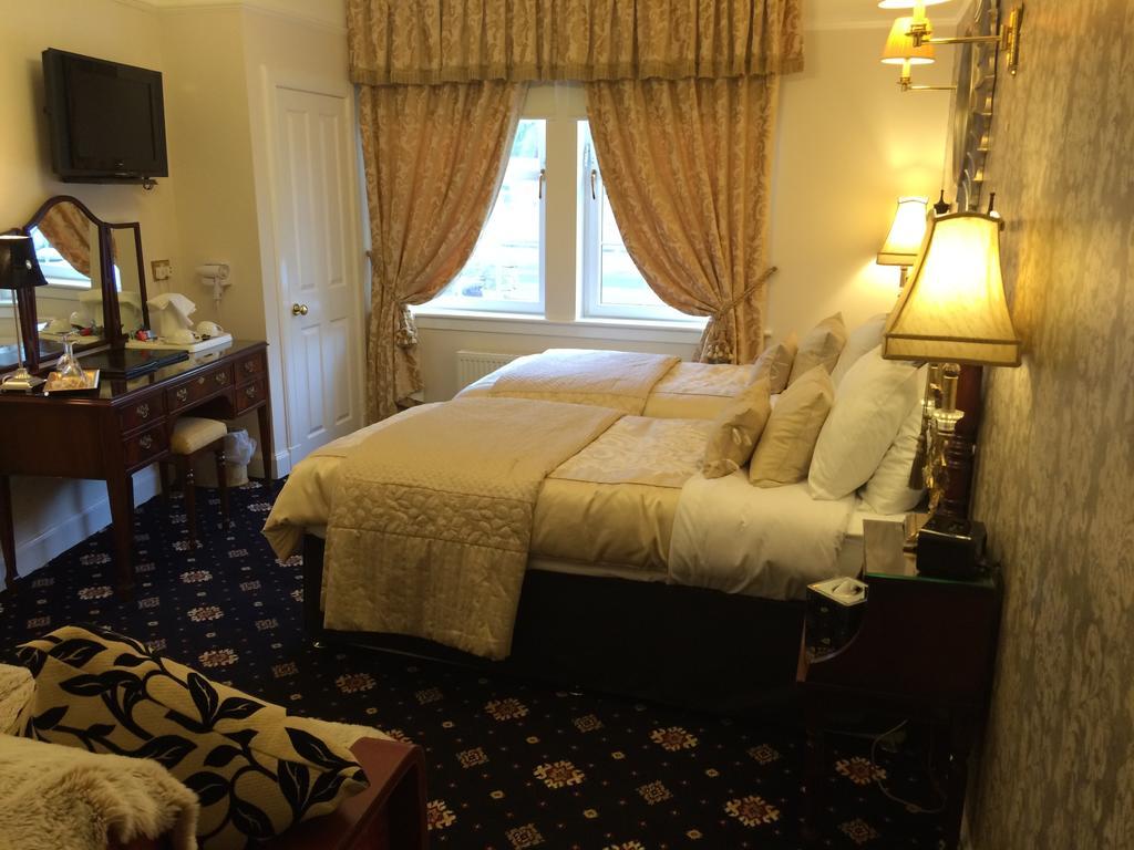 Aaran Guest house
