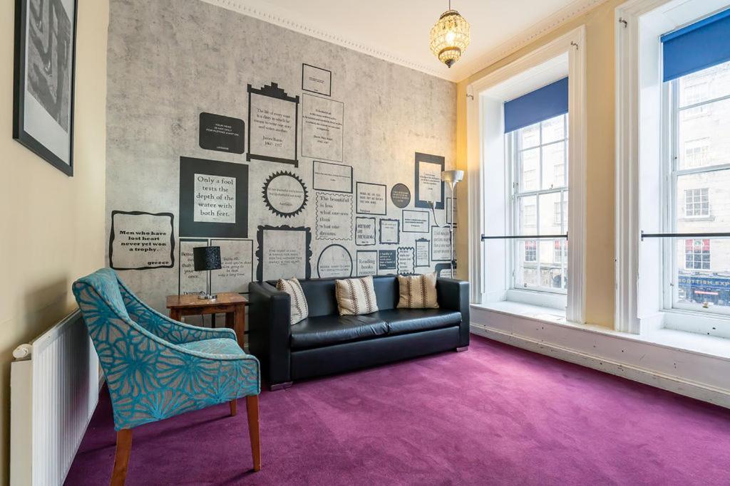 Tron Kirk Apartment EDI