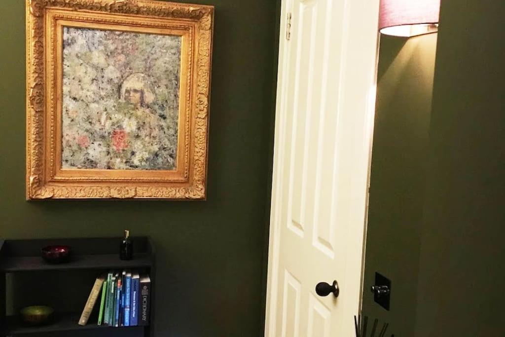 Luxury In The Heart Of The City Apartment *