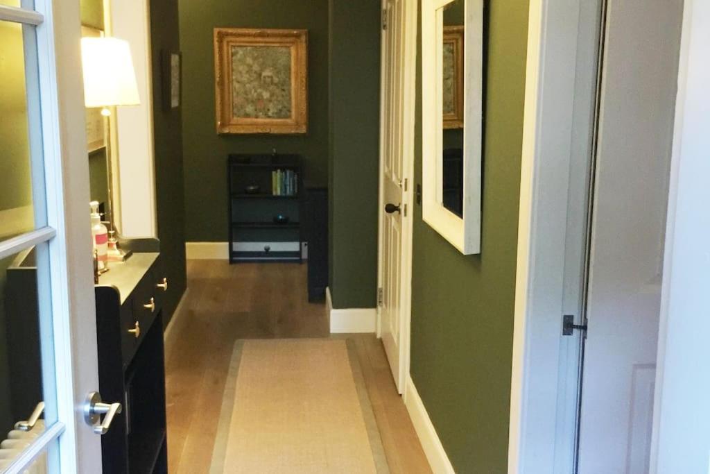 Luxury In The Heart Of The City Apartment *