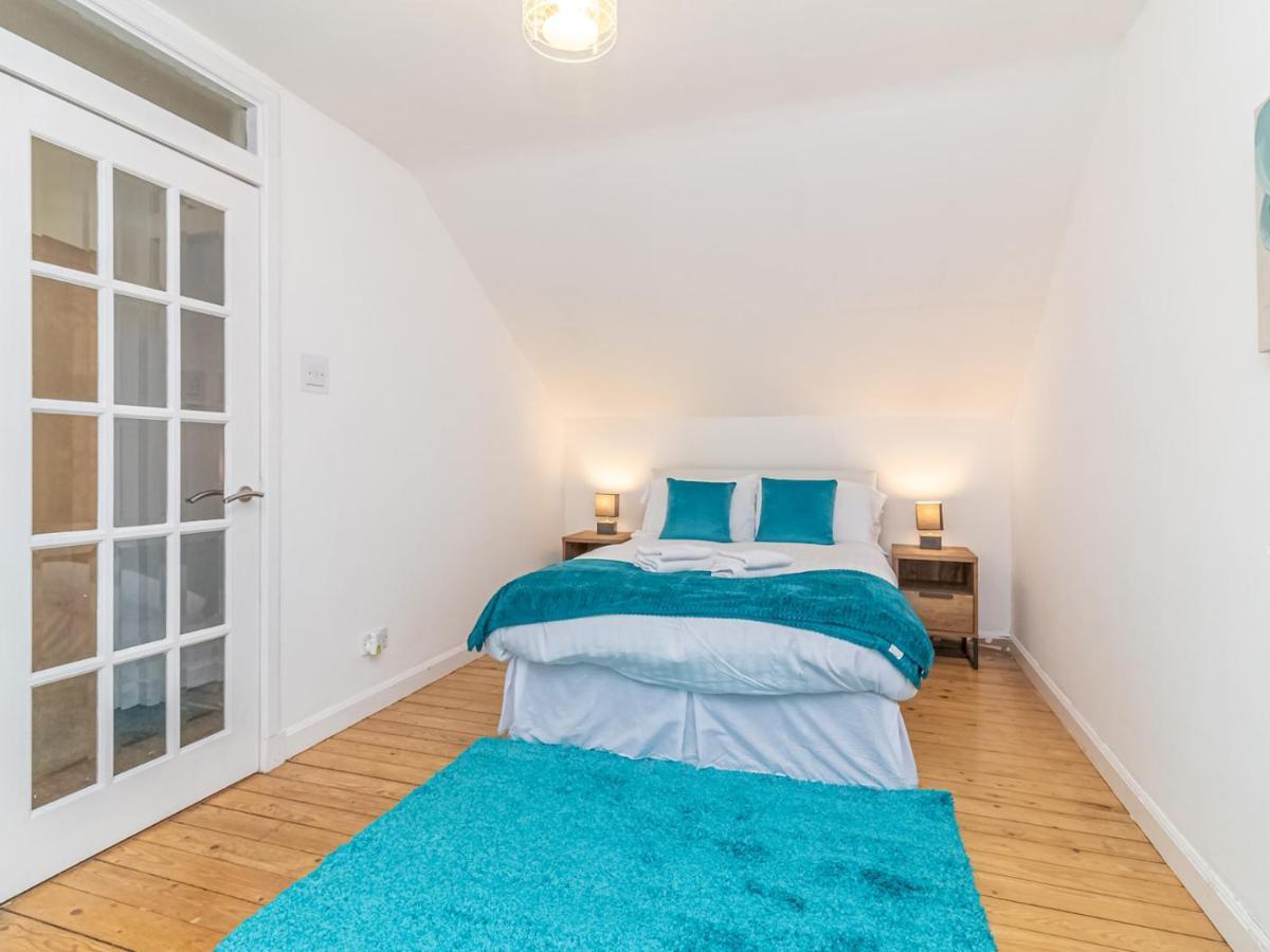 Pass The Keys 2 Beds Flat With Private Entrance In Centre - Sleeps 4