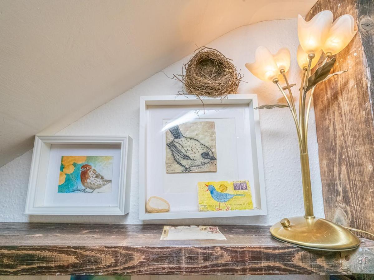 Pass The Keys Cosy And Stylish Open Plan Studio In New Town * EDI