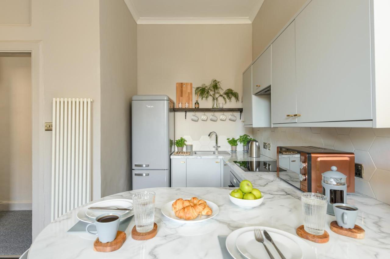 Apartment Spacious 2br Leith EDI
