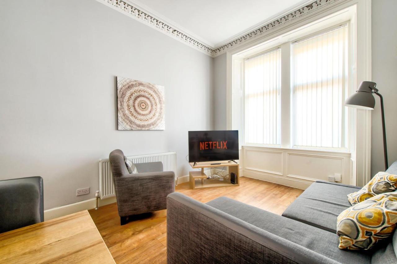 Sleeps 6 Free Parking Edinburgh