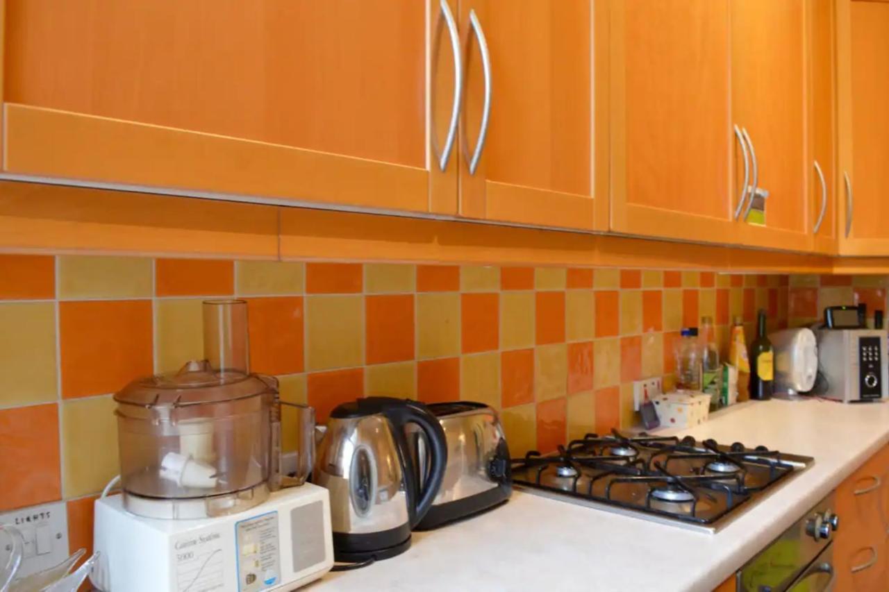 Large Central New Town Flat *