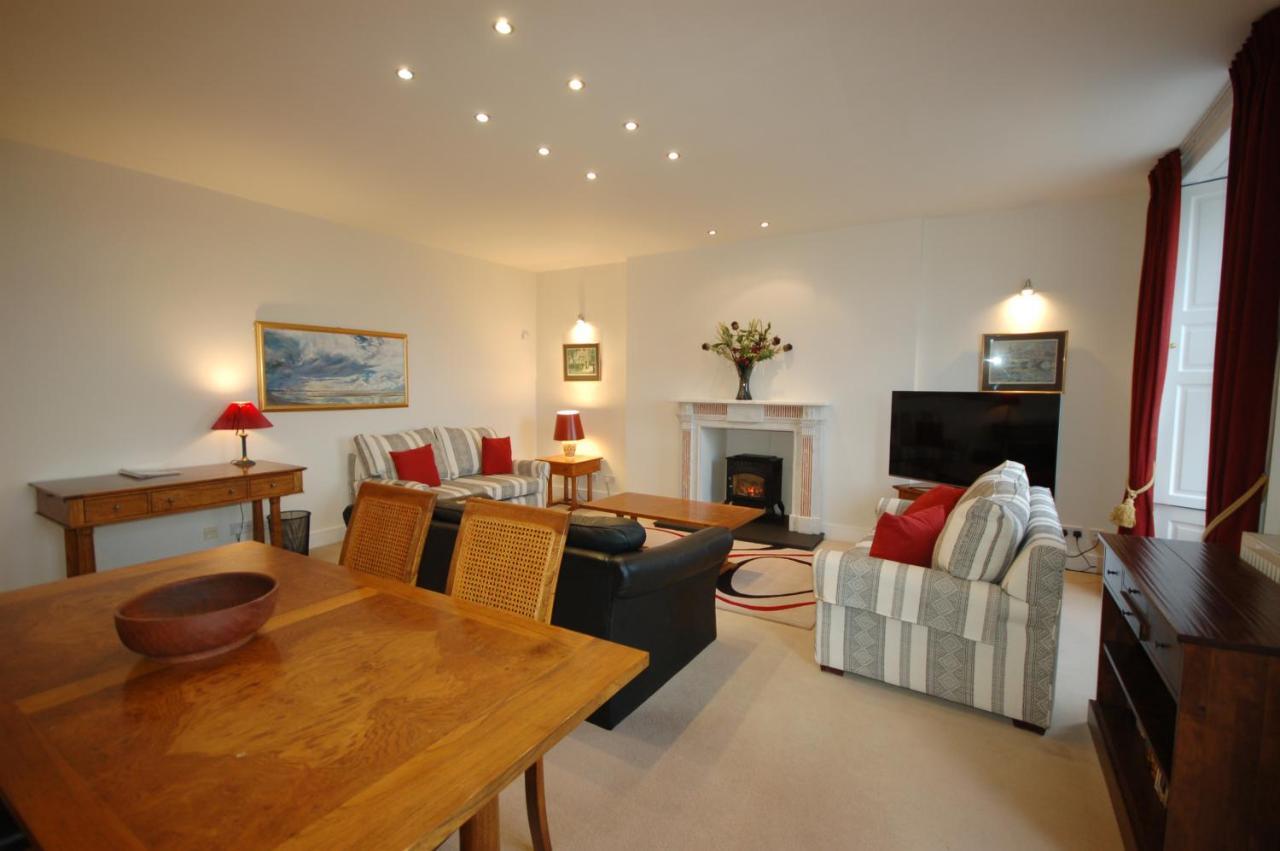 Flats Company - Queen Street - Centre Edinburgh