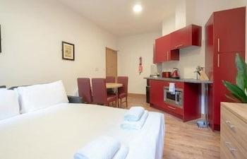 Km Apartment