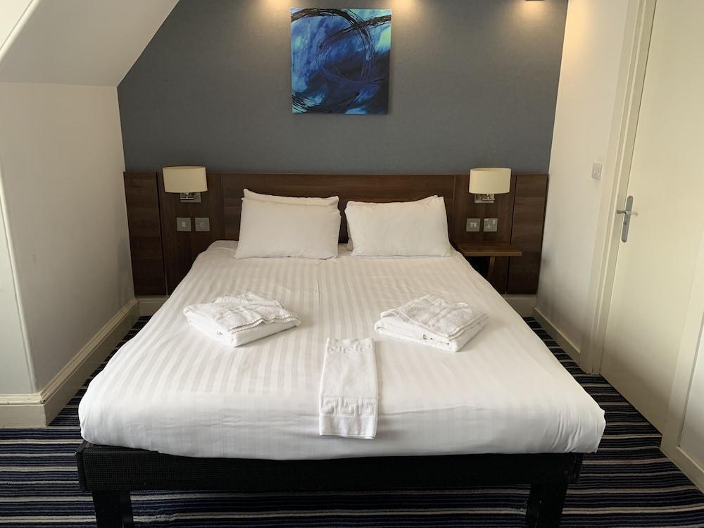 Piries Hotel Edinburgh