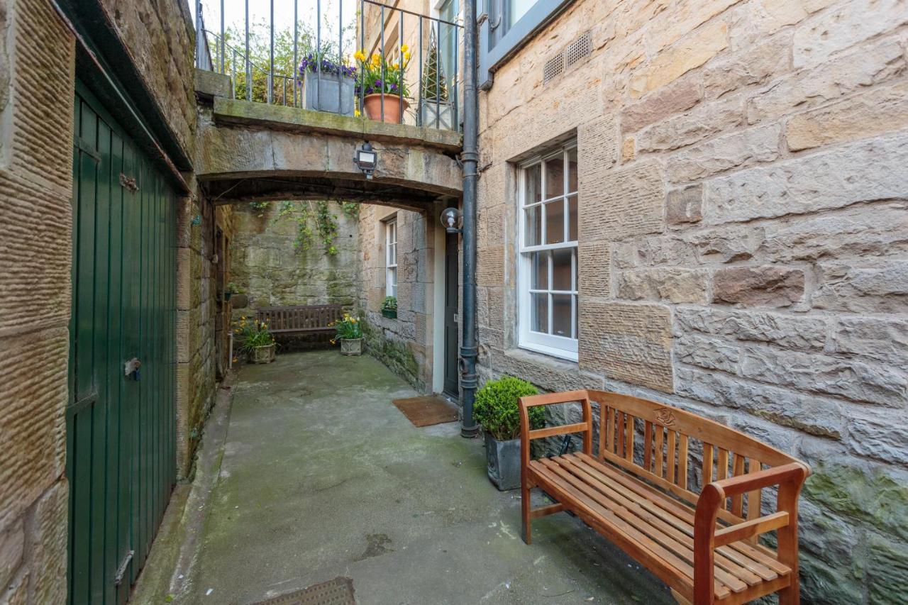 Beautiful Hideout In Center Of EDI