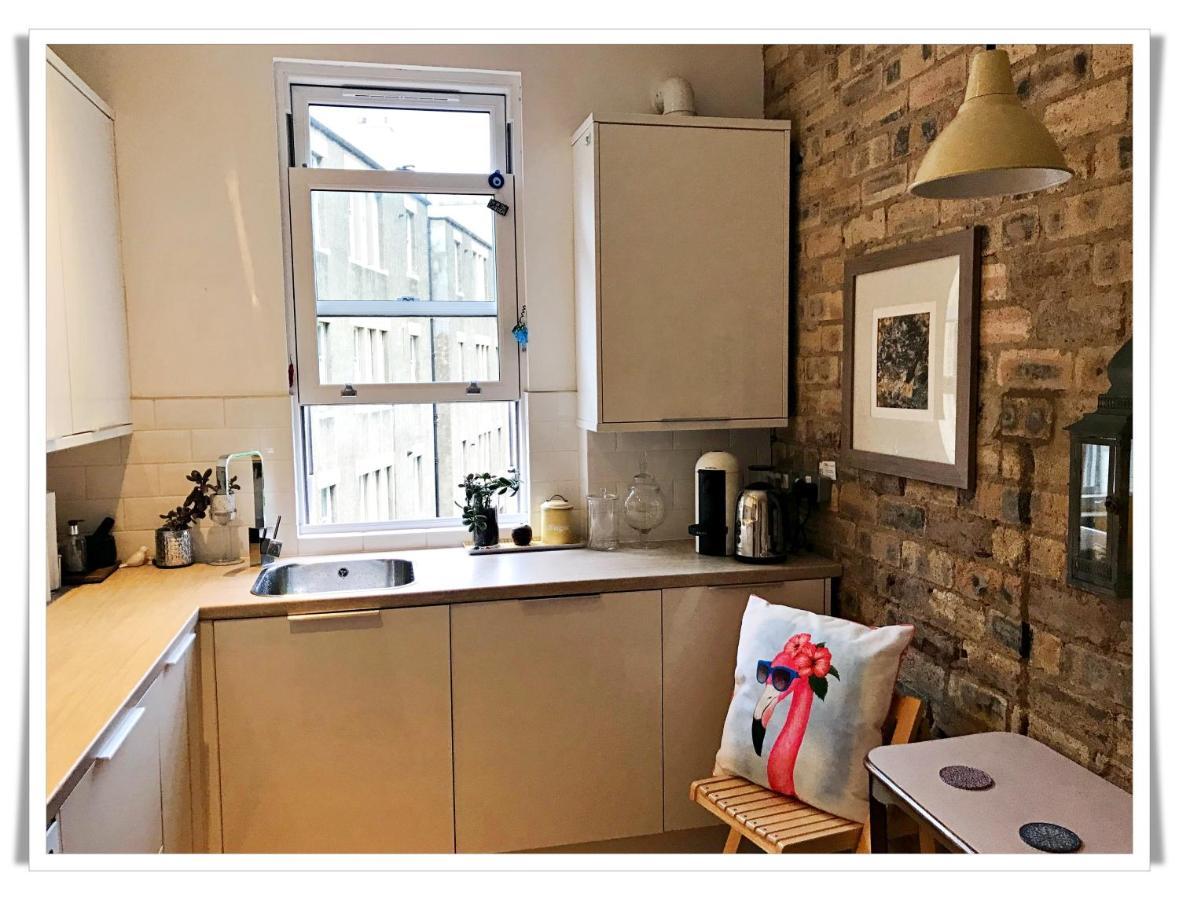 Spacious And Modern 2 Bedroom Flat Near The Centre Apartment *