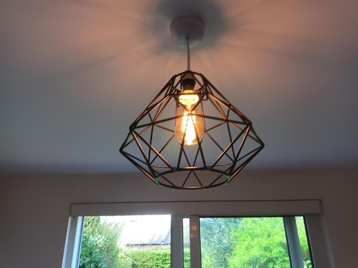 Modern With Free Parking And Private Garden Edinburgh
