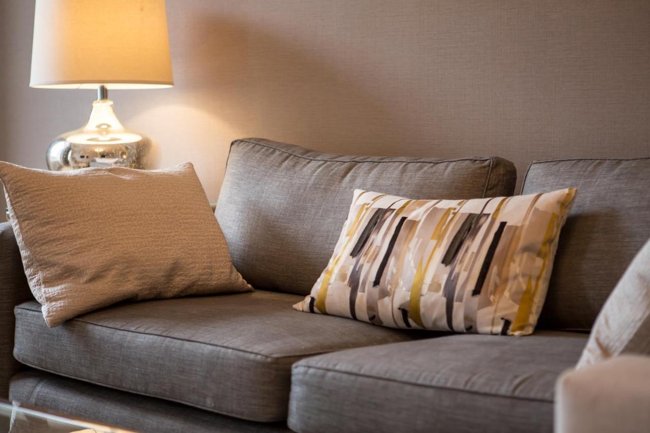 Apartment Exclusive 2 Bed, Free Private Parking, In West End Edinburgh