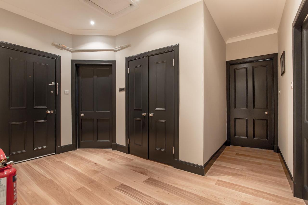 Exclusive 2 Bed, Free Private Parking, In West End *