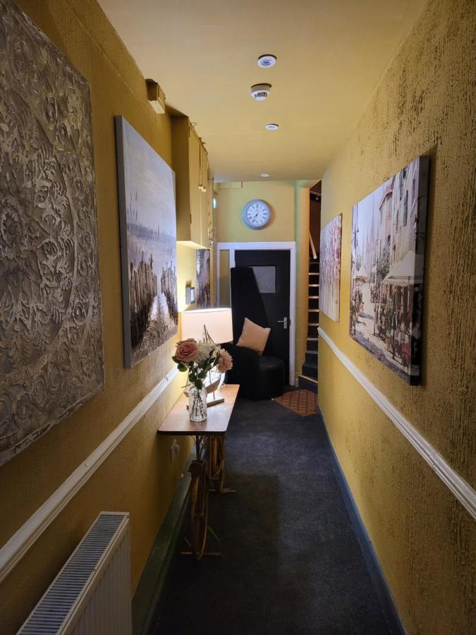 The - No 8 Edinburgh
