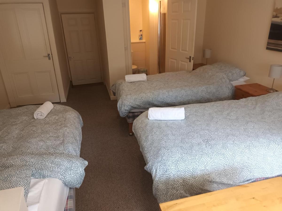 Modern With Free Parking And Private Garden * Edinburgh