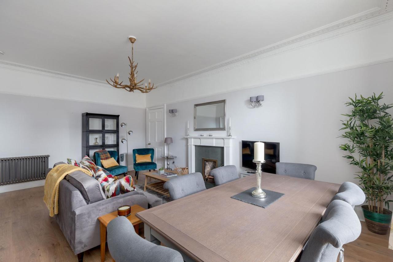 Joivy Glamorous Flat Near City Centre Edinburgh