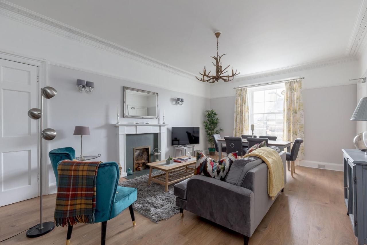 Joivy Glamorous Flat Near City Centre Edinburgh