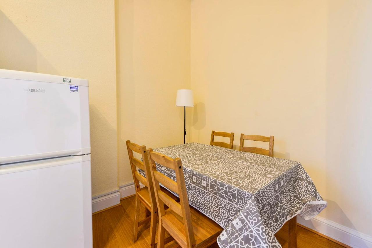 Guestready - Enchanting 2 Bedroom Flat Near Edinburgh's Old Town * Edinburgh