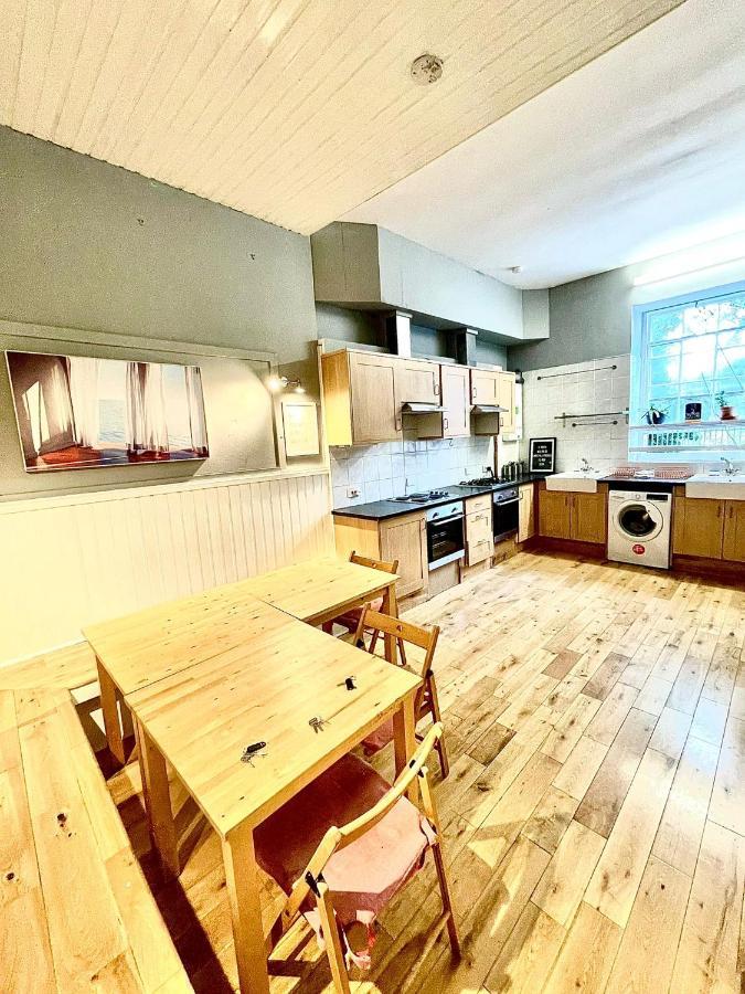 Apartment Central - Large Groups *