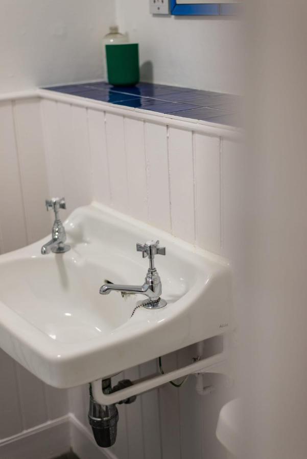 Apartment Luxury 3 Bedroom On Edinburgh's Royal Mile Edinburgh