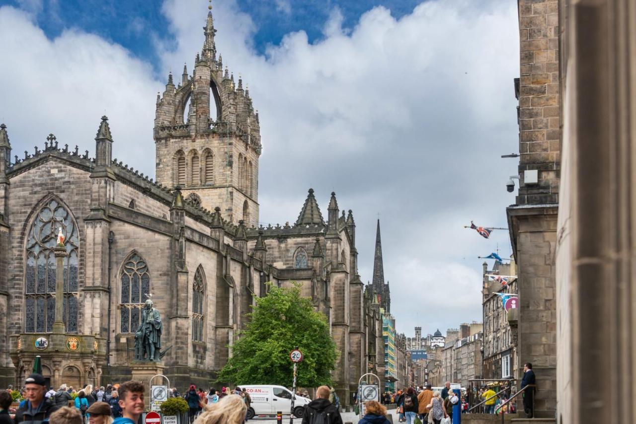 Apartment Luxury 3 Bedroom On Edinburgh's Royal Mile *