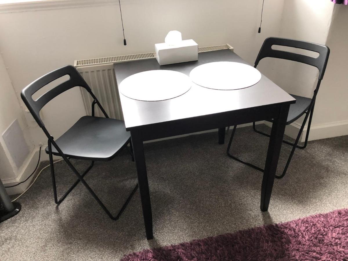 One Bedroom Flat On Ground Floor Apartment Edinburgh