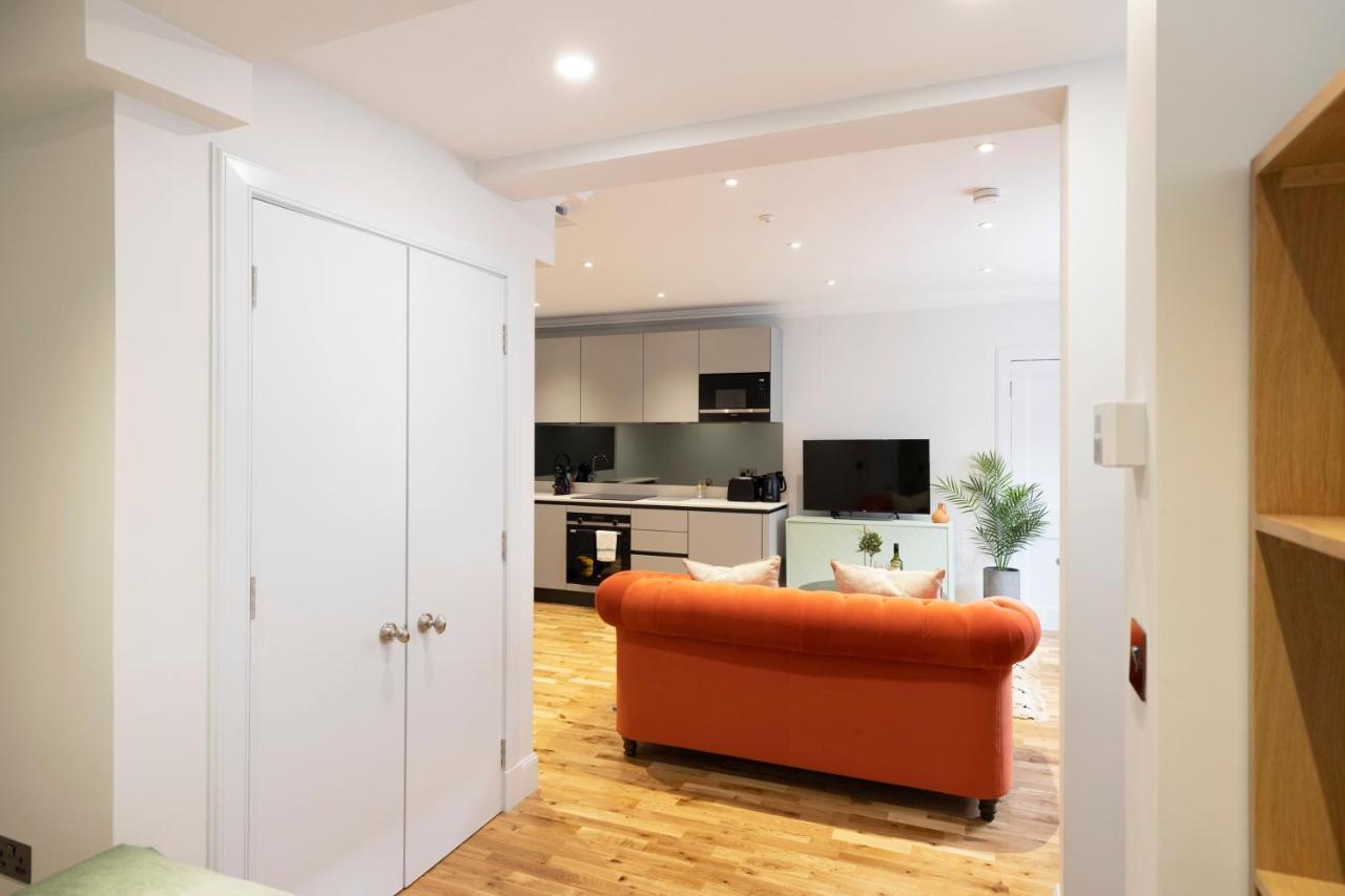 Dragon Luxury Serviced At Alva Street Apartment