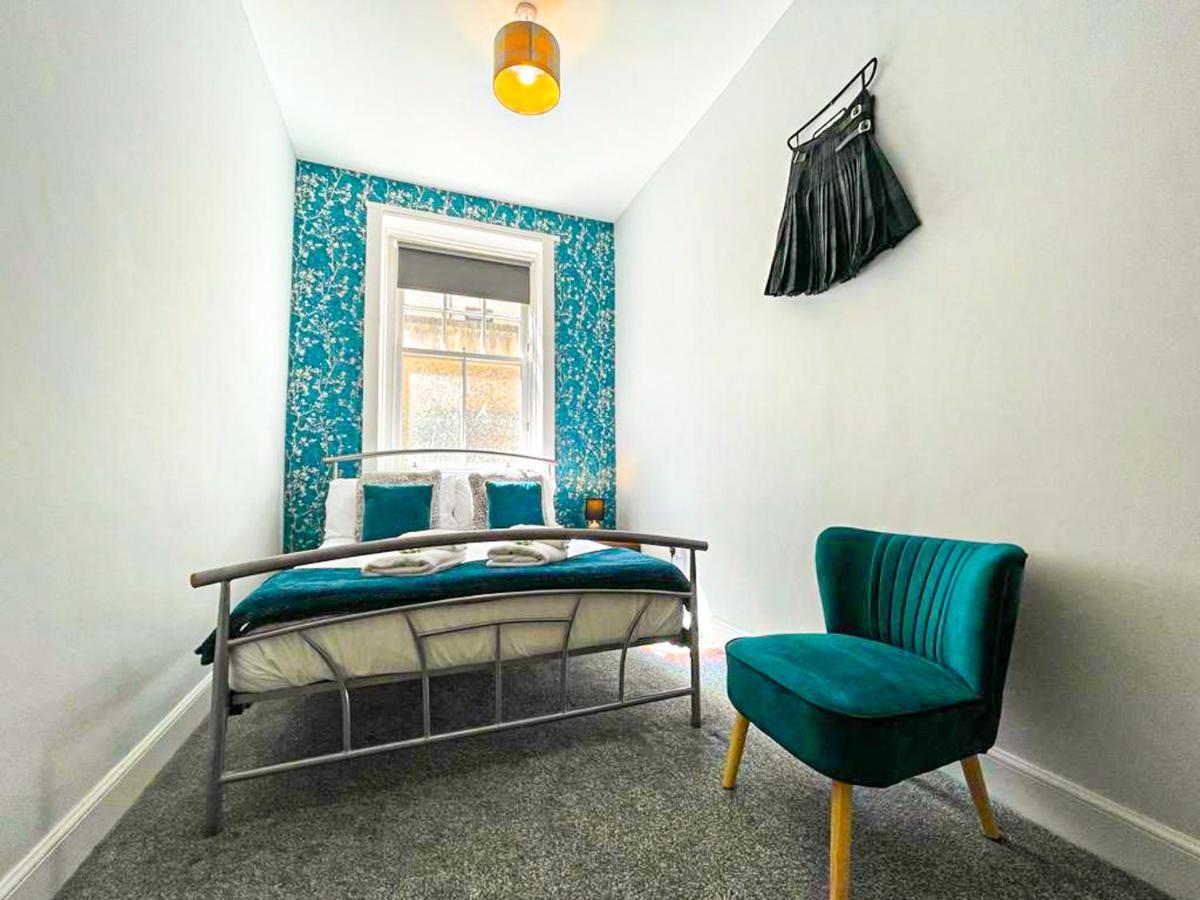 Stunning 2 Bed Nr The Royal Mile & The Castle * Edinburgh