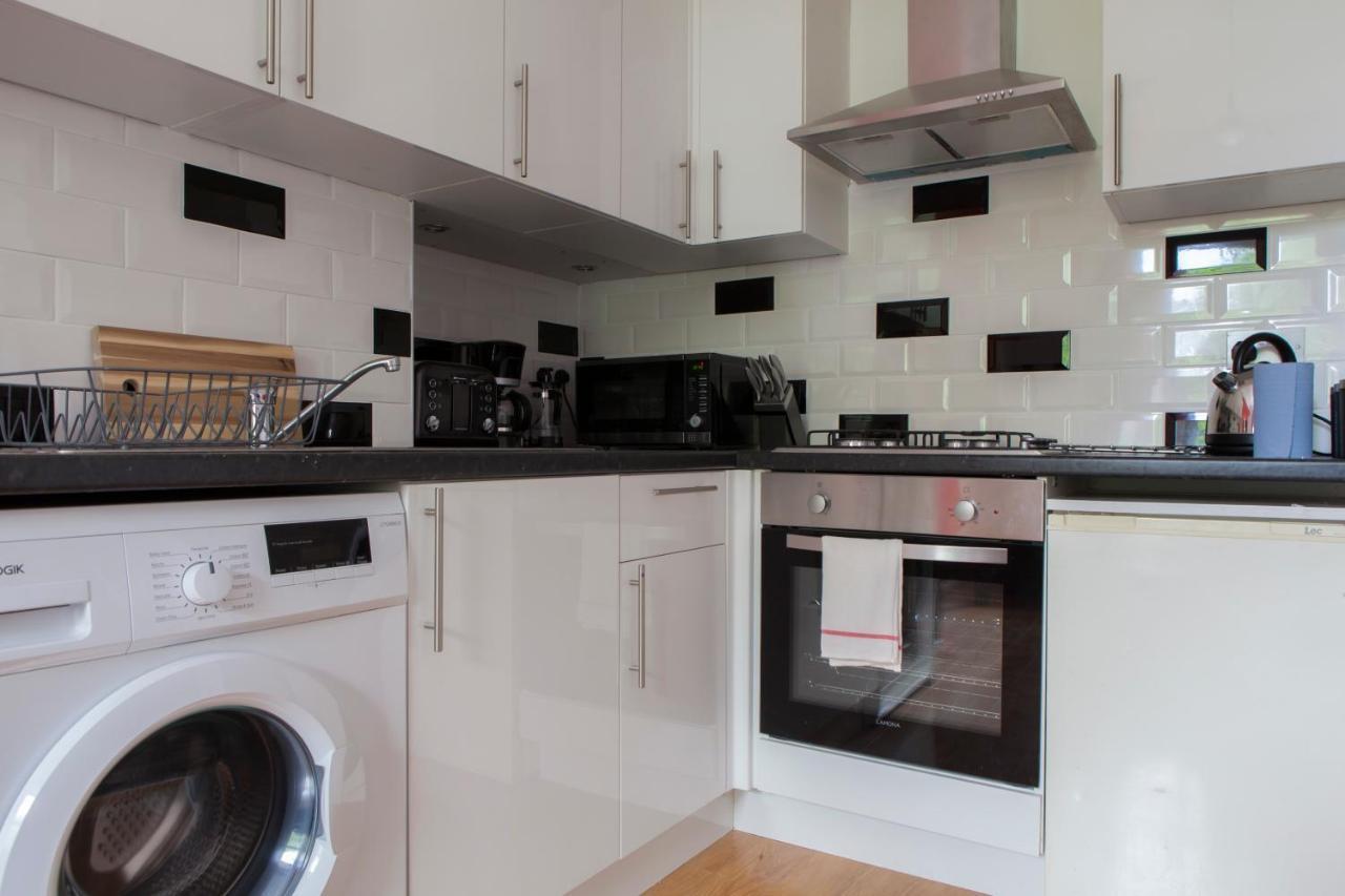 My Meadows, Centre Apartment, Sunny&spacious Apartment EDI