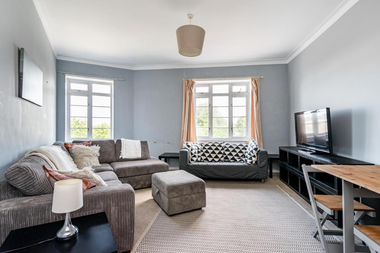 The Amazing Learmonth Court Near Stockbridge 3 Bedrooms Apartment