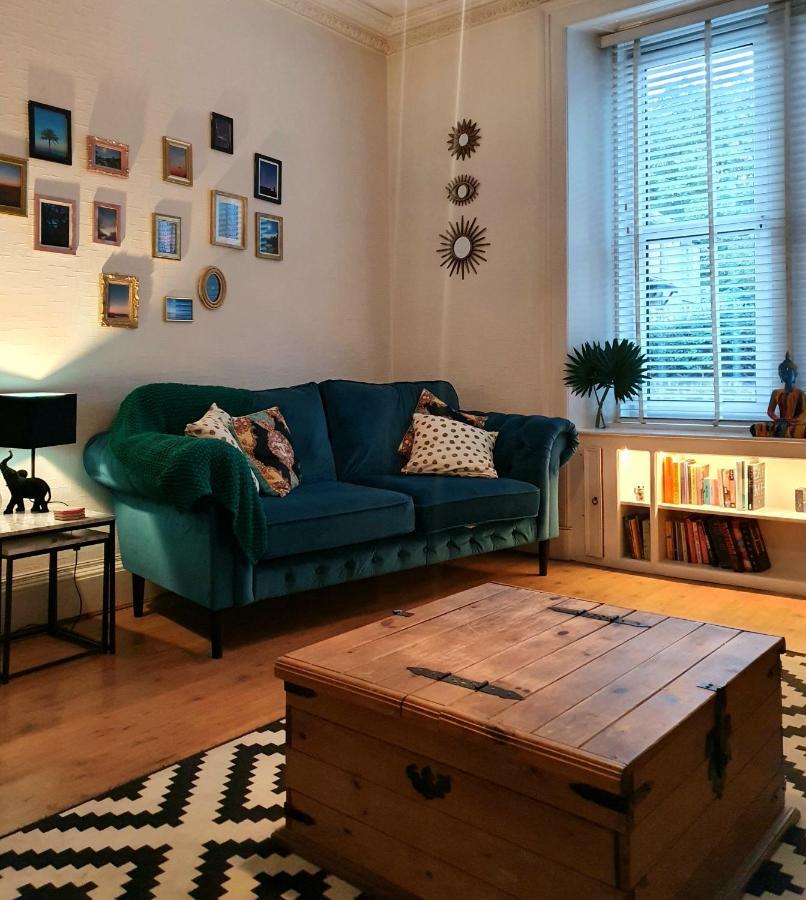 The Flat With The Pink Door Apartment