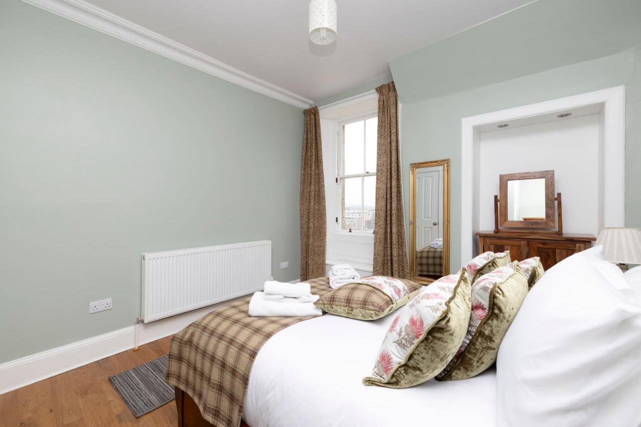 Joivy Cozy Near Castle Apartment *
