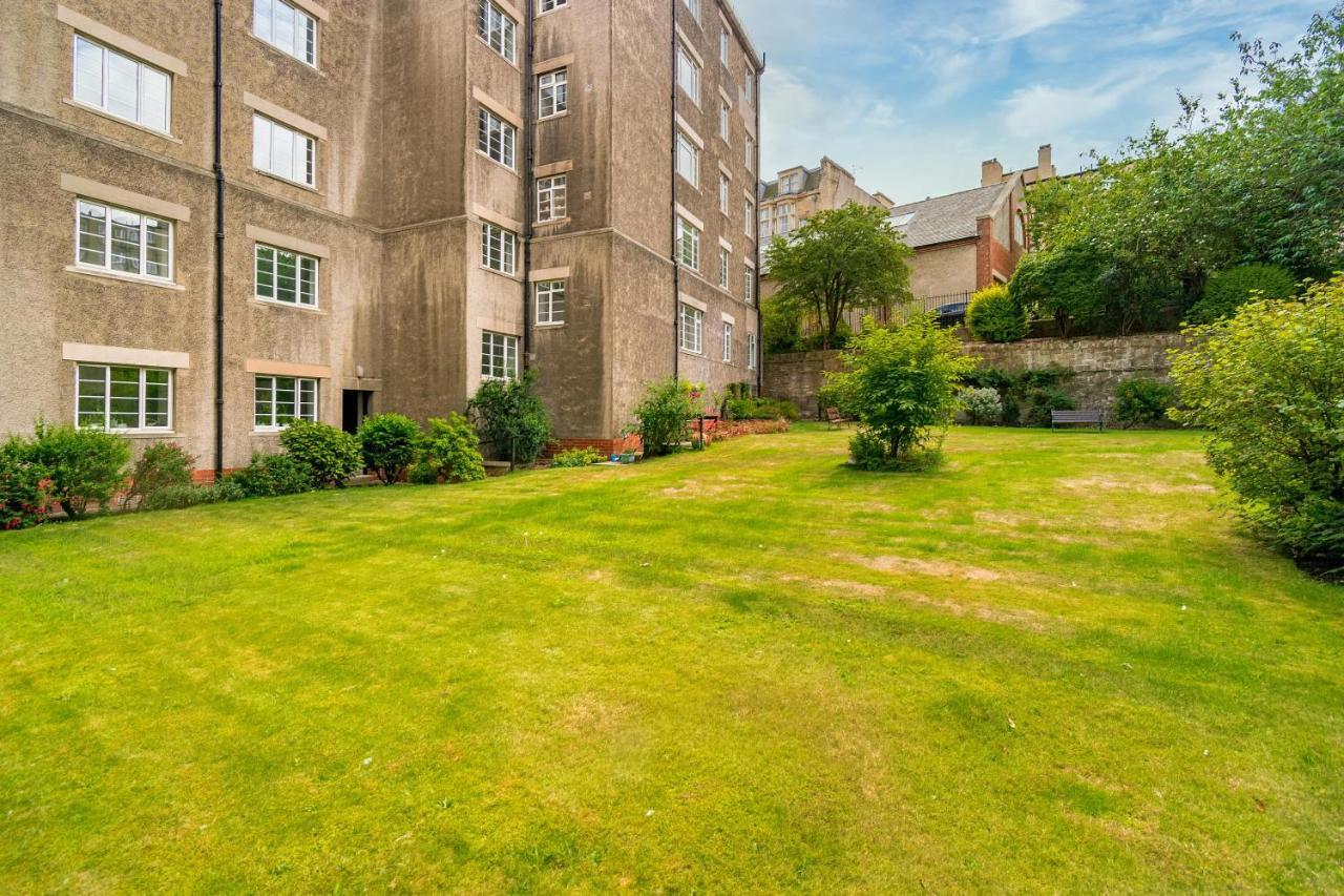 The Amazing Learmonth Court Near Stockbridge 3 Bedrooms EDI