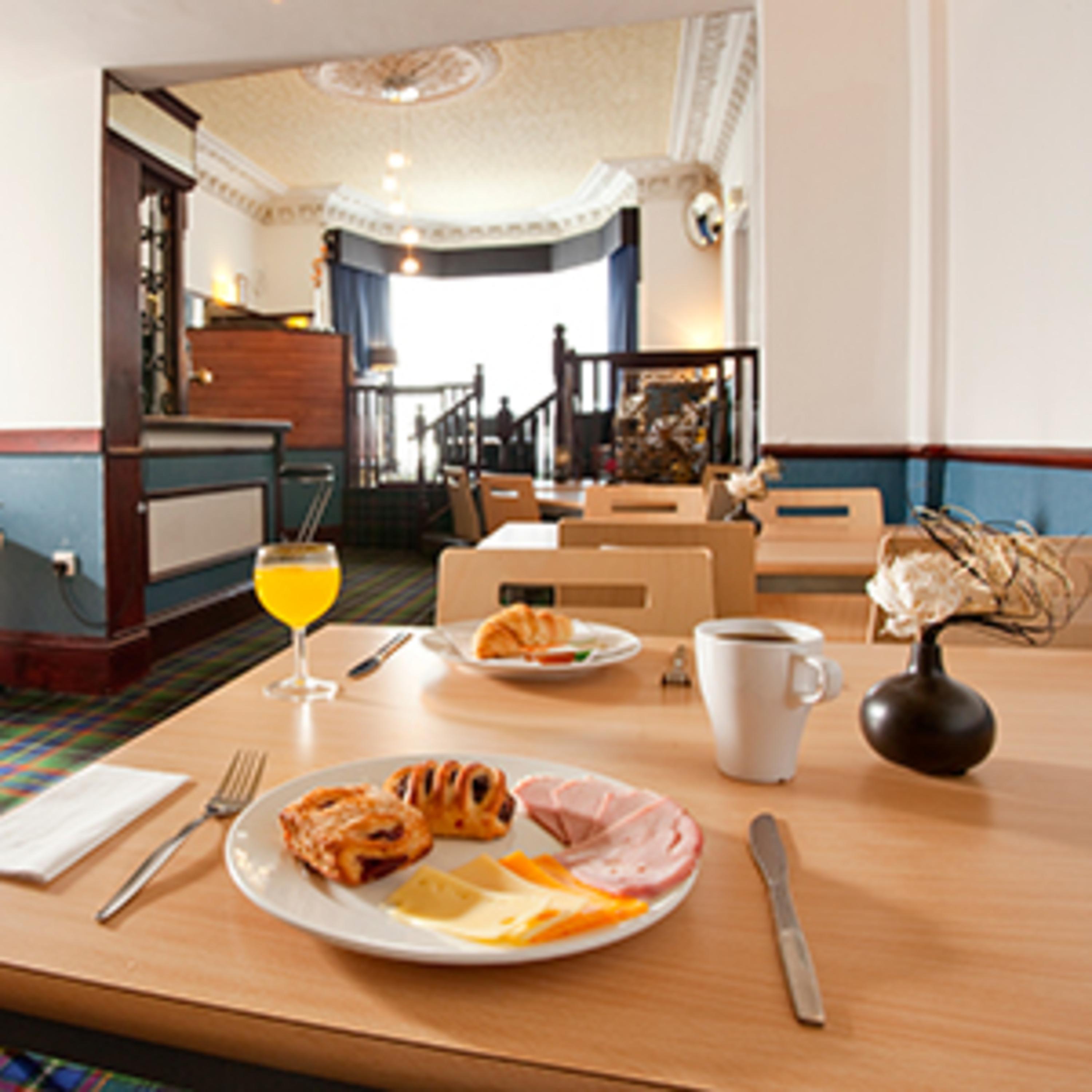 Hotel Piries