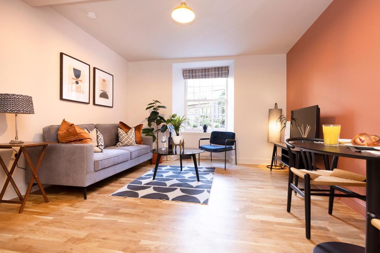 Joivy Modern Flats In New Town Apartment *
