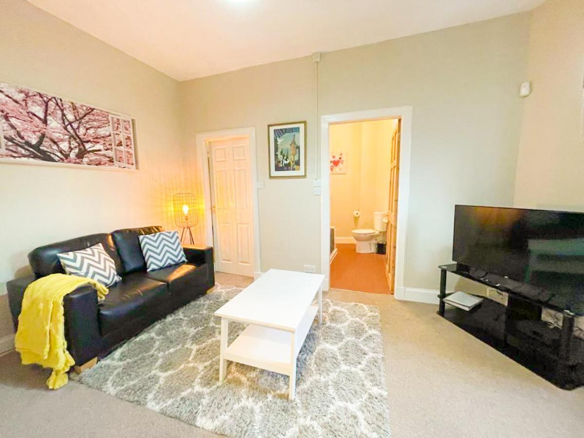 Quaint & Peaceful 1 Bed Mews Apt, West End Edinburgh