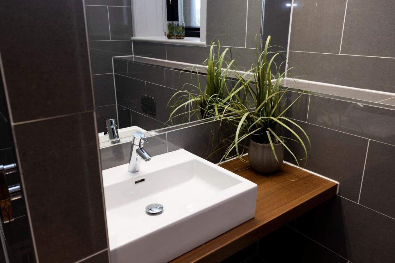 Joivy Chic 2br With Views At The Heart Of Old Town * EDI