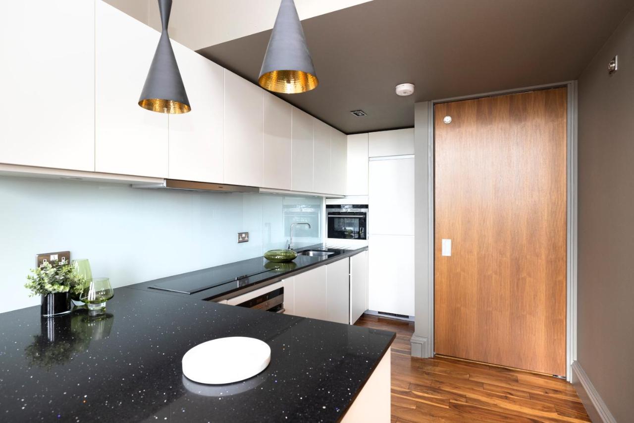 Joivy Chic 2br With Views At The Heart Of Old Town Apartment EDI