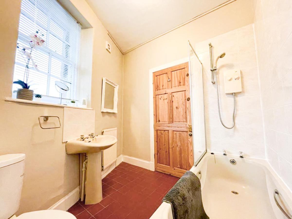 Quaint & Peaceful 1 Bed Mews Apt, West End Edinburgh