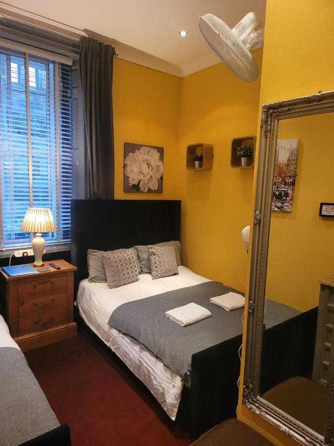The - No 8 Guest house Edinburgh