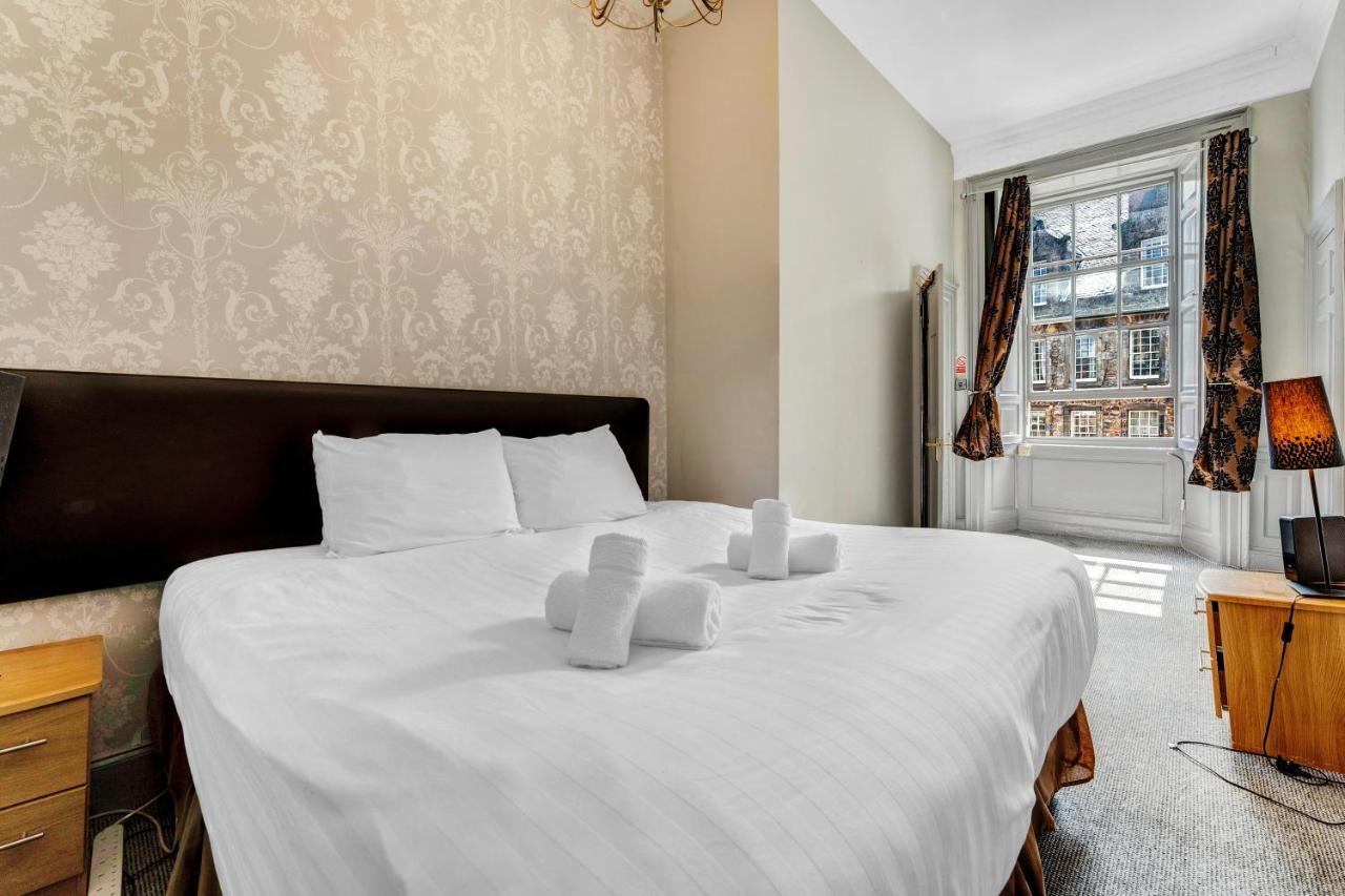 Unique 2 Bedroom Castle - Near Castle & Royal Mile Edinburgh