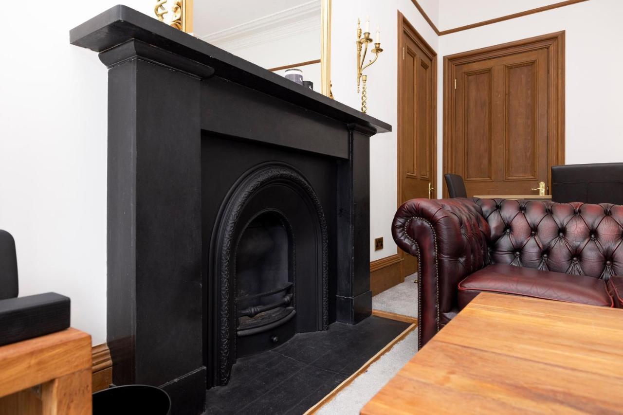 Joivy Spacious Near The Meadows Edinburgh