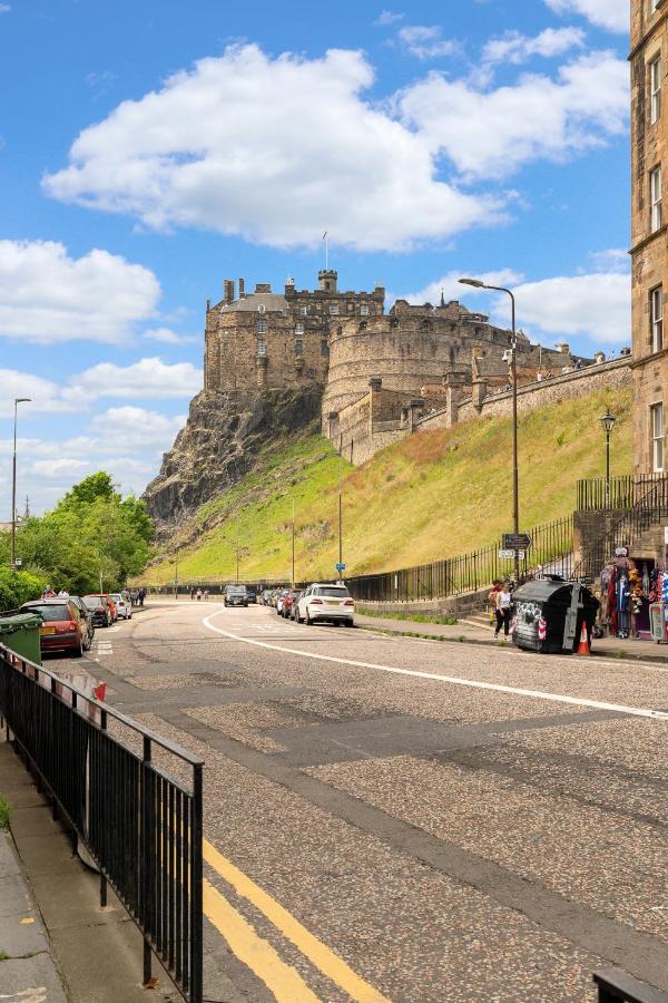 Apartment Unique 2 Bedroom Castle - Near Castle & Royal Mile *