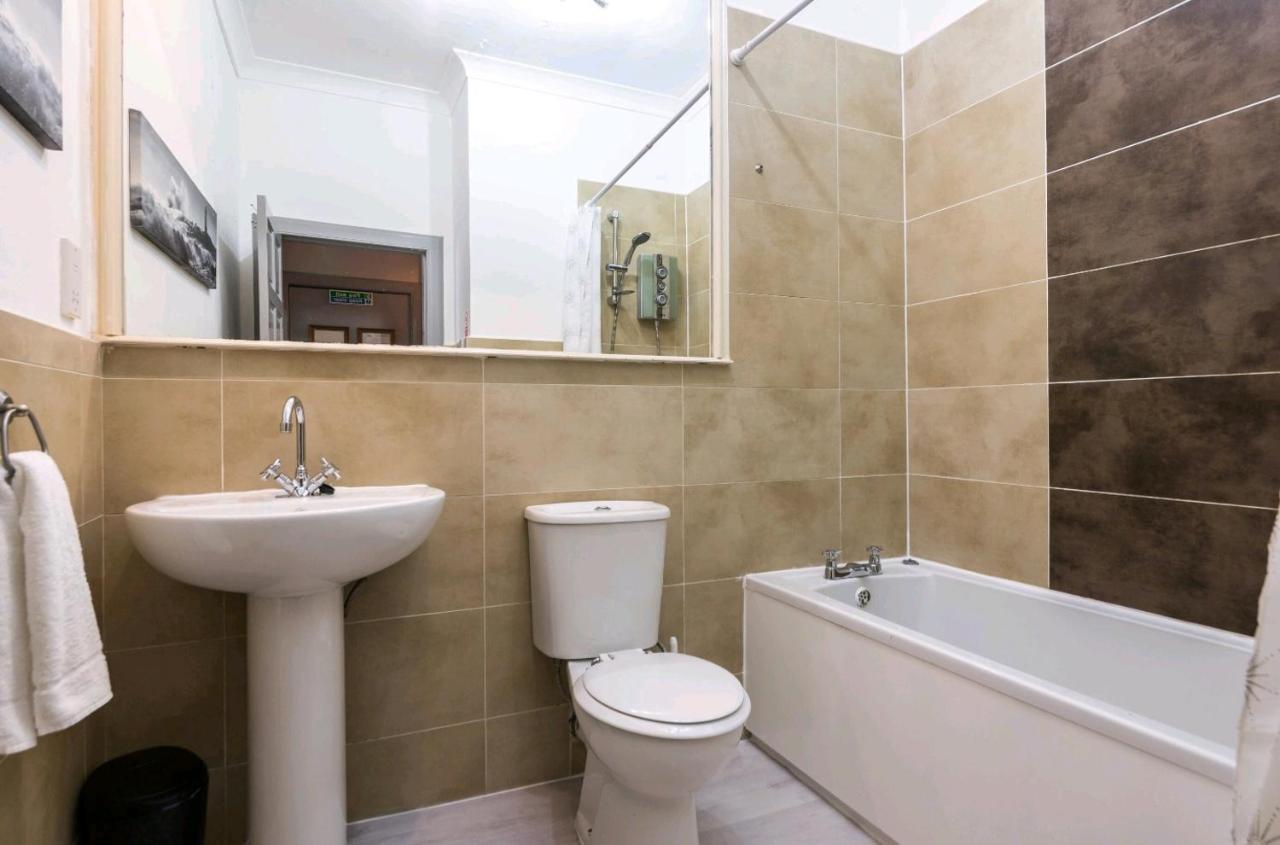 Apartment Unique 2 Bedroom Castle - Near Castle & Royal Mile