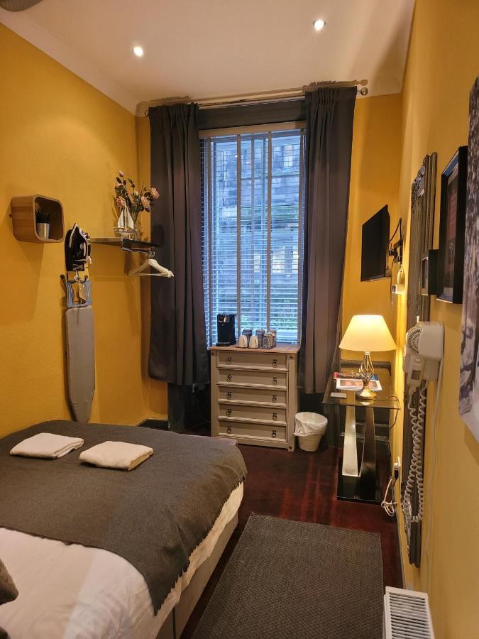 The - No 8 Guest house