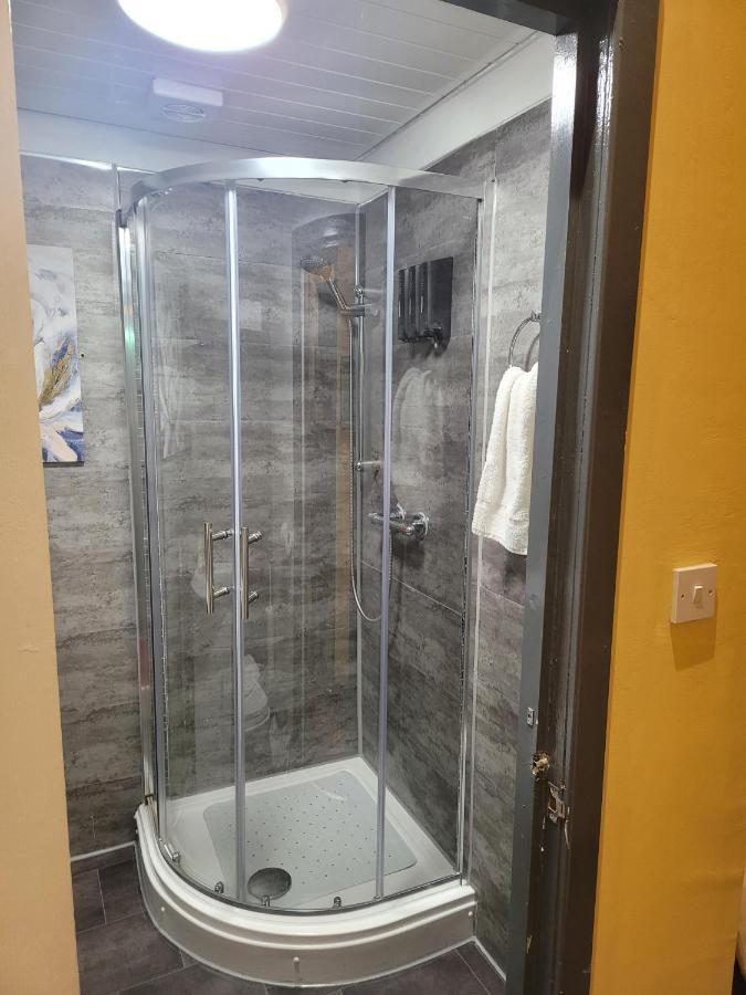 Guest house The - No 8 *