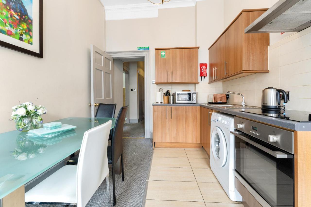 Unique 2 Bedroom Castle - Near Castle & Royal Mile Edinburgh